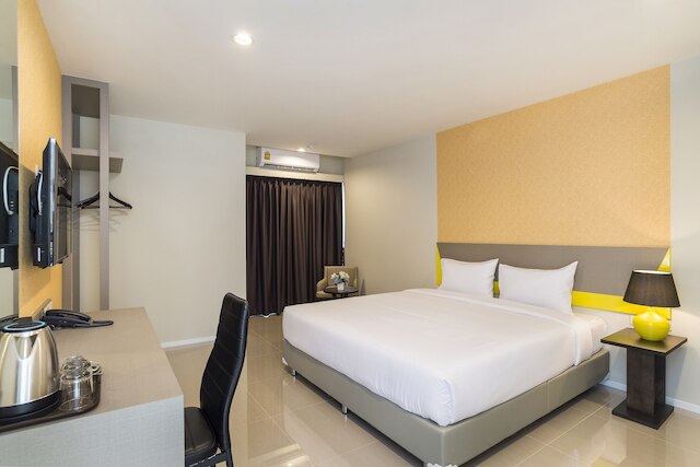 ジルコン ホテル