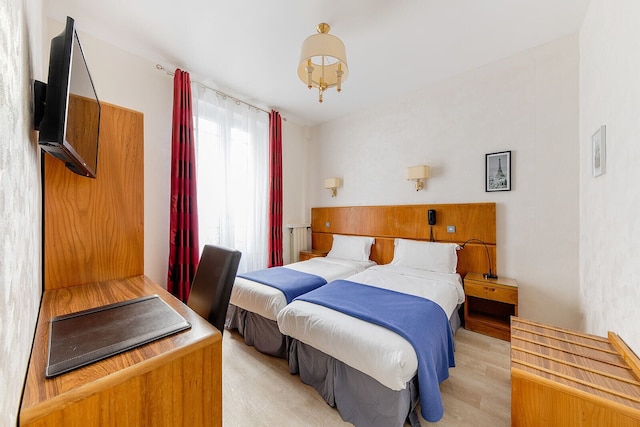 クリスタル ホテル