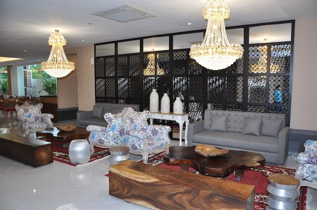 グランド サリラ ジョグジャカルタ