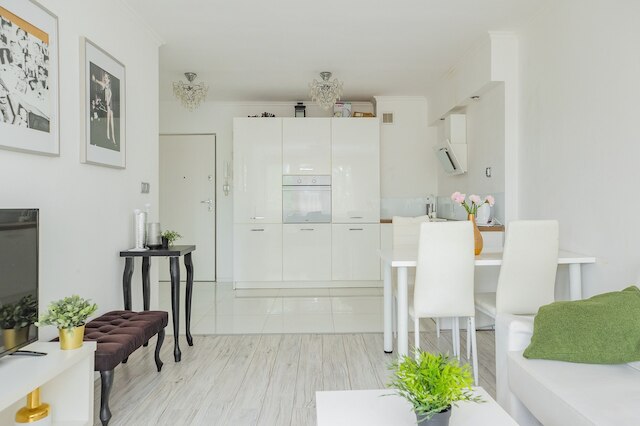 ショートステイポランド アレジ イェロソリムスキー - B4