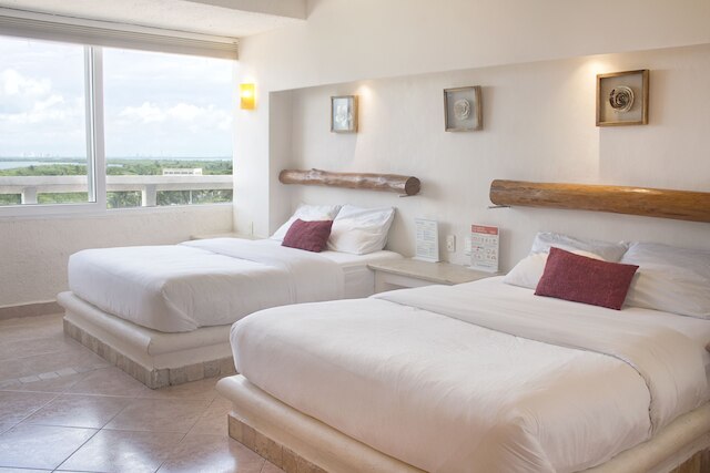 ロデロ バイ ソリマー ビーチフロント コンドス イン ホテル ゾーン