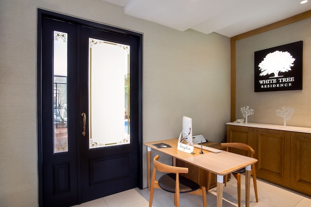 ホワイト ツリー レジデンス