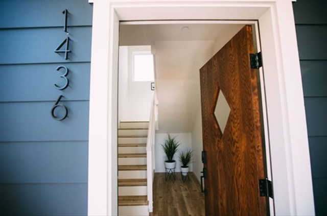 ヌーン オン サンセット ヒル