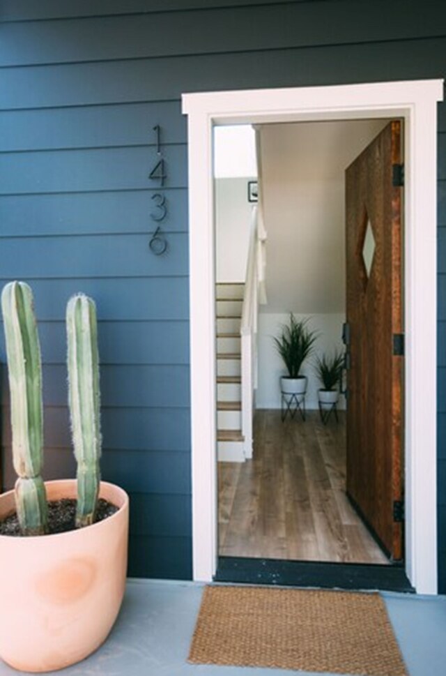 ヌーン オン サンセット ヒル