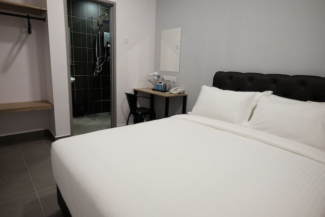 B ロット ホテル