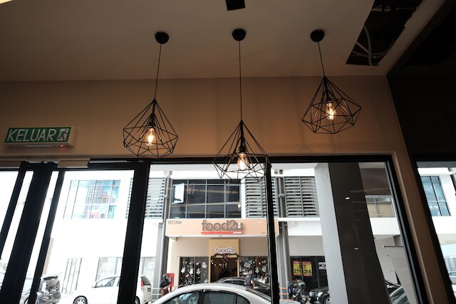 B ロット ホテル