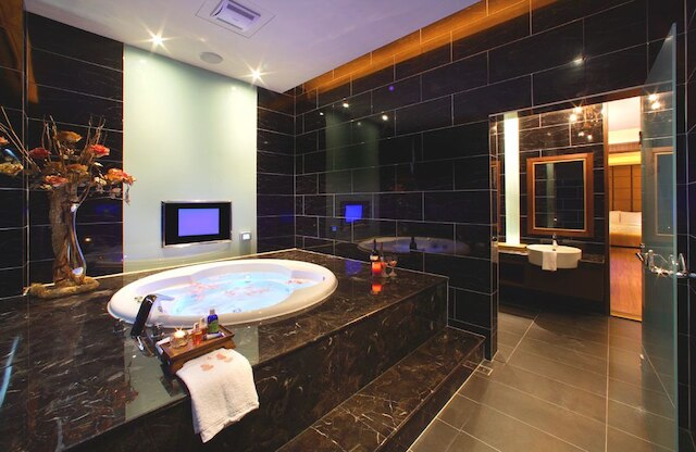 ル シャトー ホテル (麗堡休閒精品汽車旅館)