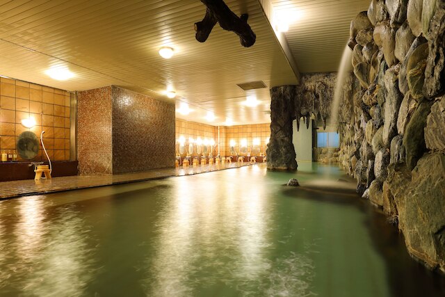 砂湯のお膝元 湯原国際観光ホテル 菊之湯