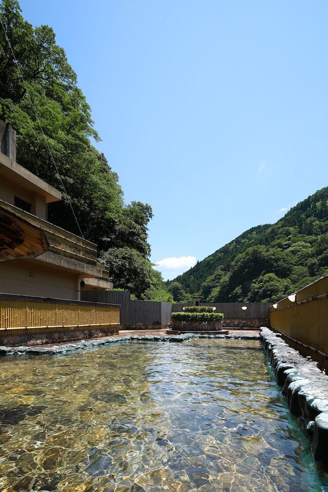 砂湯のお膝元 湯原国際観光ホテル 菊之湯