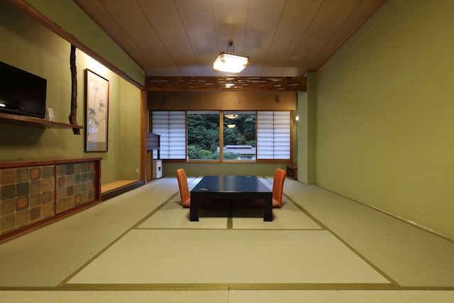 砂湯のお膝元 湯原国際観光ホテル 菊之湯