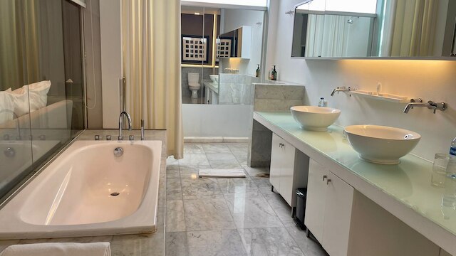 クマン アイコン ホテル