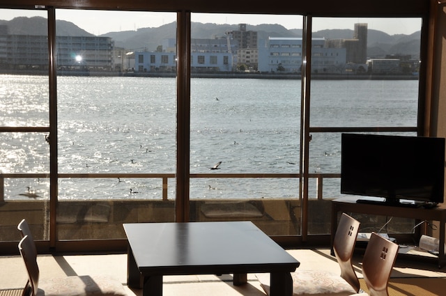 河畔の宿　からつキャッスル