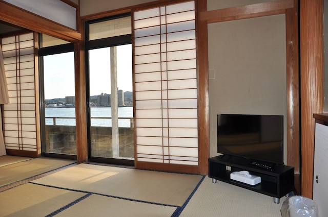 河畔の宿　からつキャッスル