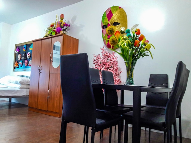 タイタン コンド アット エントラタ アラバン