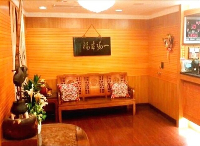 ヤチュアン ホテル (鴨川旅館)