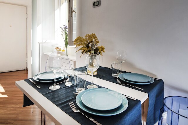 アット ホーム ハート オブ ミラノ - マンゾーニ