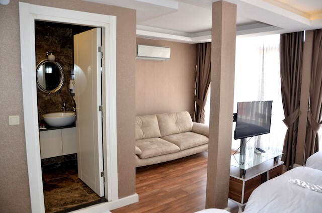 サン コンフォート ホテル