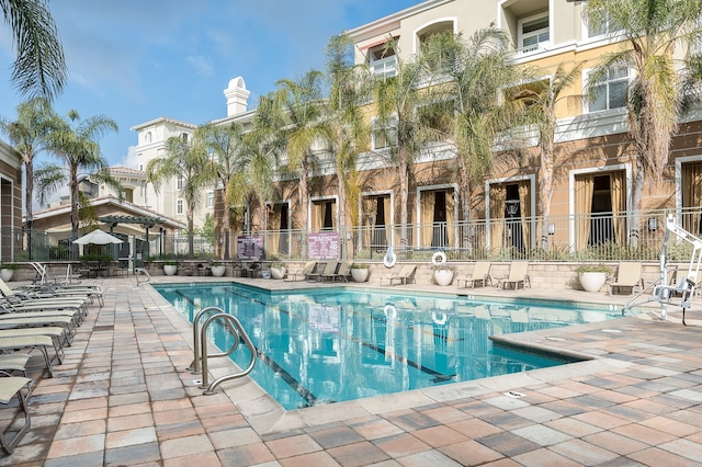 グローバル ラグジュアリー スイーツ ベイポインテ ステーション