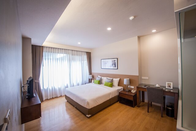 バーガンディー レジデンス