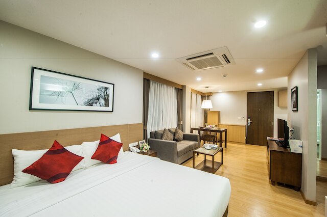 バーガンディー レジデンス