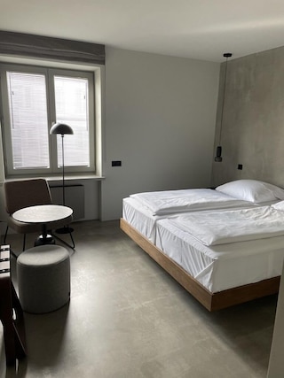 ホテル モンス アム ゲーテプラッツ