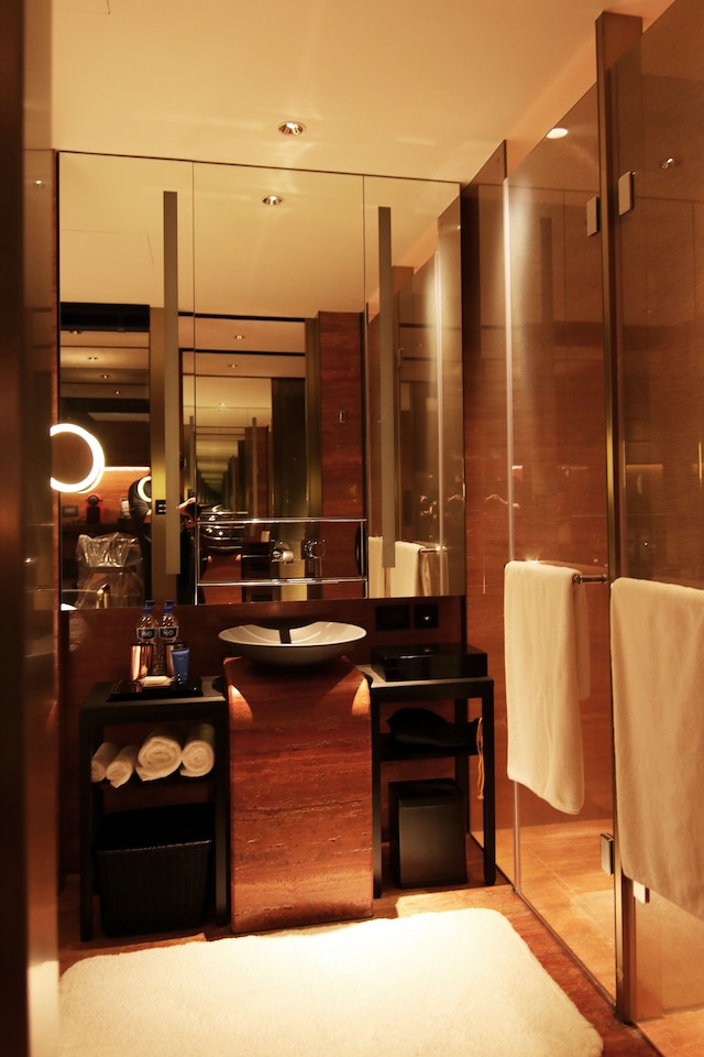 エイチツーオー ホテル (水京棧國際酒店)