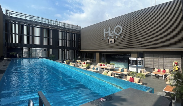 エイチツーオー ホテル (水京棧國際酒店)