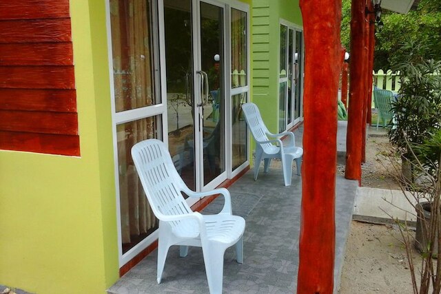 ラッキー バンガロー