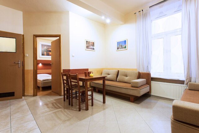 アパータメントリ アンバー