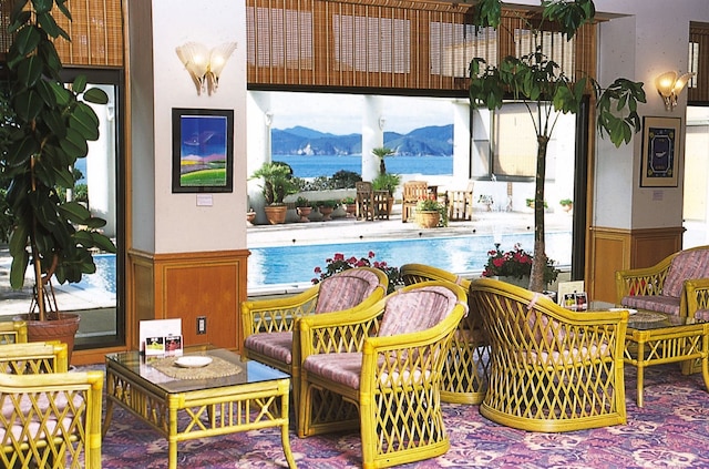 シーサイドホテル鯨望荘