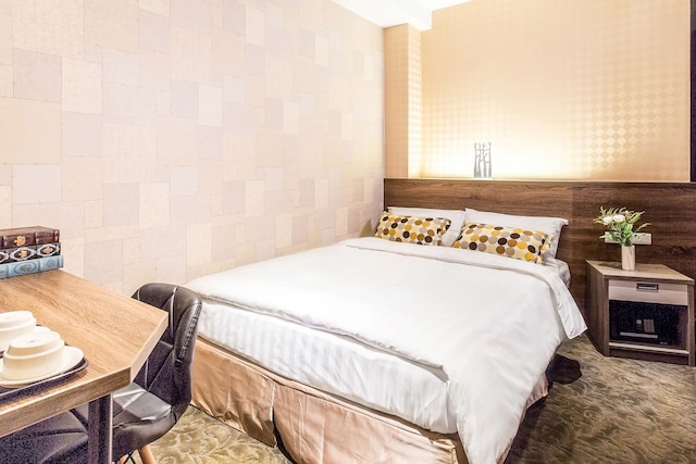 RF ホテル リンセン (RF 富裕自由旅店-林森館)