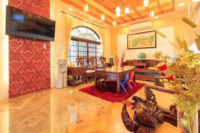 ランヤン b エン b (蘭陽溪口海景民宿)