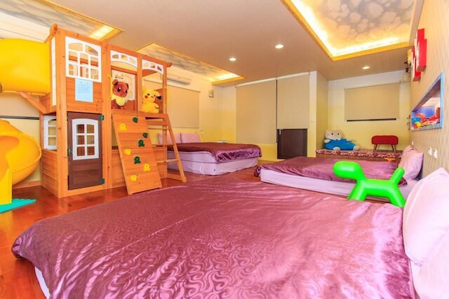 ランヤン b エン b (蘭陽溪口海景民宿)