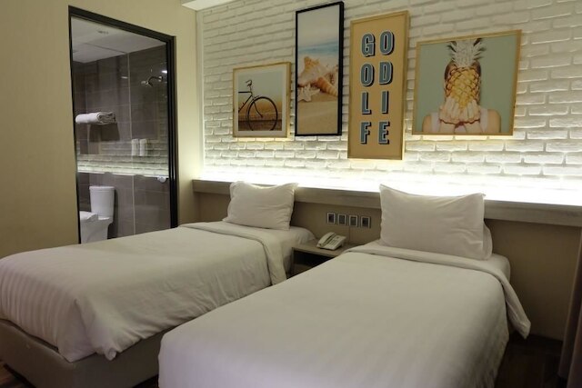 エクスプレシア ホテル マカッサル