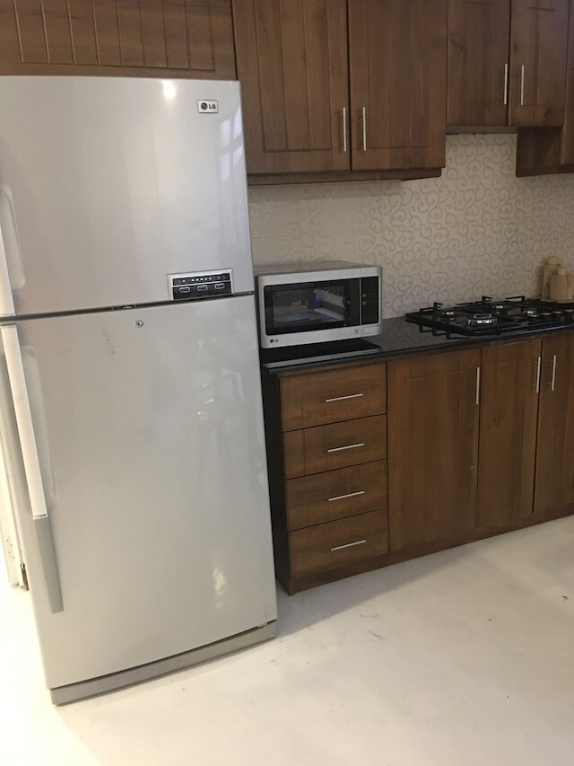 ホワイト アベニュー