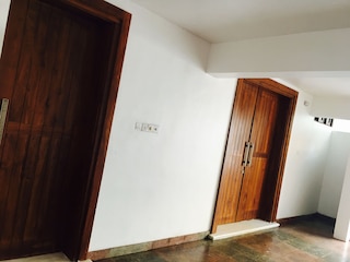 ホワイト アベニュー