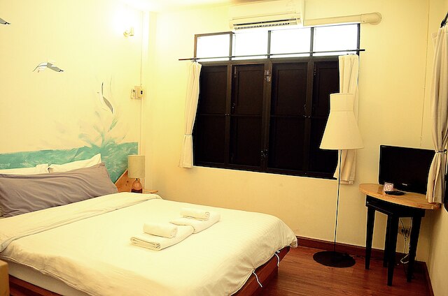 アーリー バード ベッド & ブレックファスト - アダルト オンリー