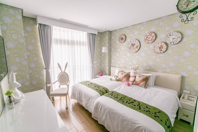 ジン ピン ホテル (金品精緻旅店)