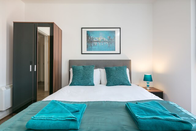 ブルーストーン アパートメンツ - トリニティ