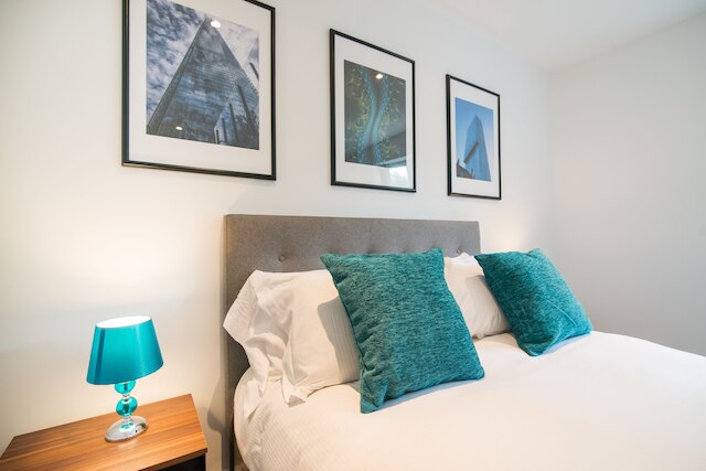 ブルーストーン アパートメンツ - ディズベリー