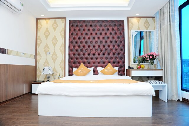 ザ ロイヤル ホテル