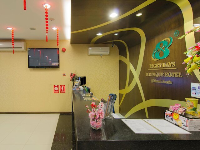 エイト デイズ ブティック ホテル アット マウント オースチン JB