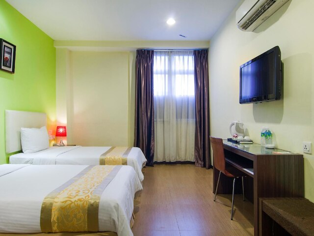 エイト デイズ ブティック ホテル アット マウント オースチン JB