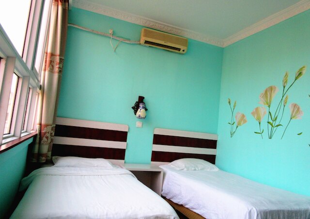 25 フォー シーズンズ ユース ホステル (青島 25 度四季青年旅舍)