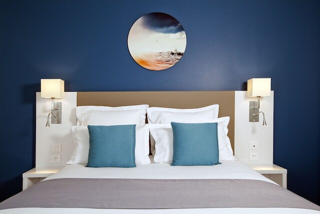 レジドーム パリ ガール ドゥ リヨン - ジャクリーヌ ドゥ ロミリ