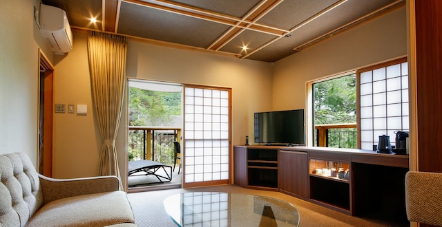 湯山荘 阿讃琴南