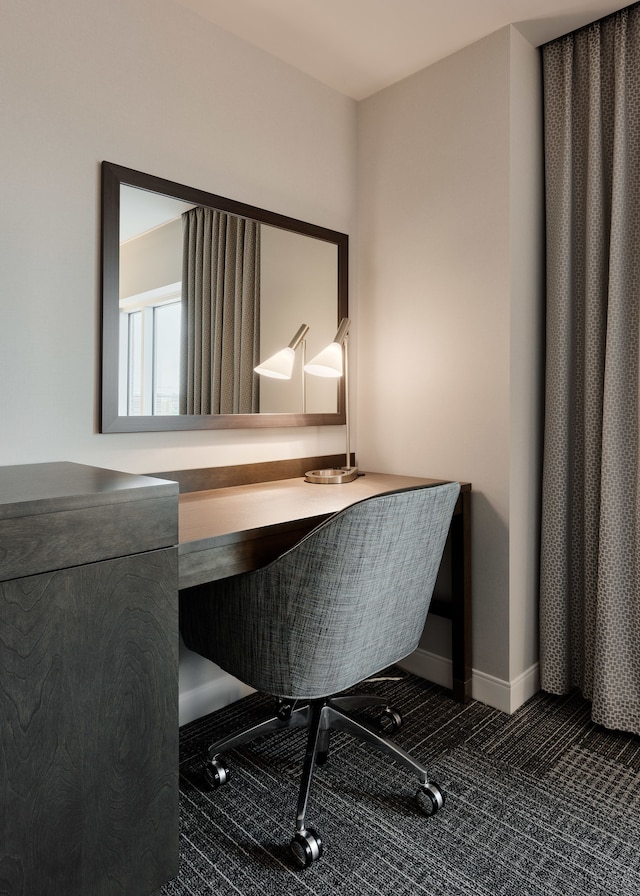 ハンプトン イン & スイーツ バイ ヒルトン ケベック シティ レヴィ