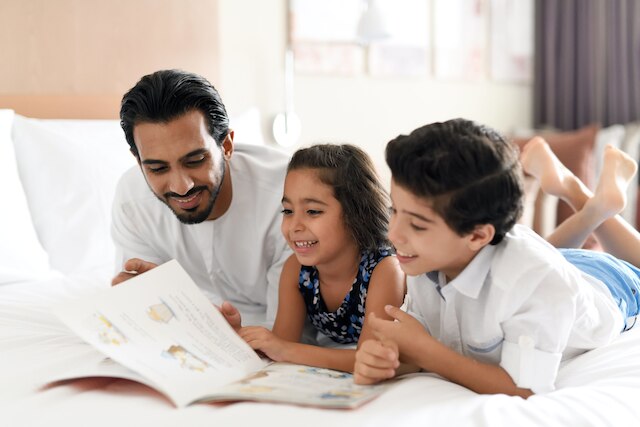 ホリデイ イン & スイーツ ドバイ フェスティバル シティ by IHG