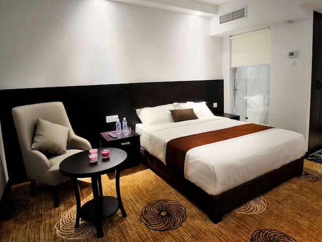 イン B パーク ホテル