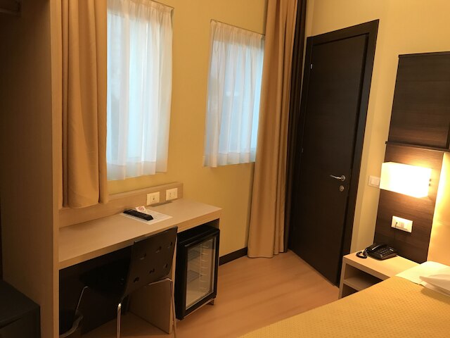 ホテル アルヴェリ